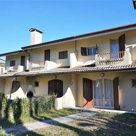 Belvilla By Oyo Spacious With Private Garden Porto Santa Margherita di Caorle