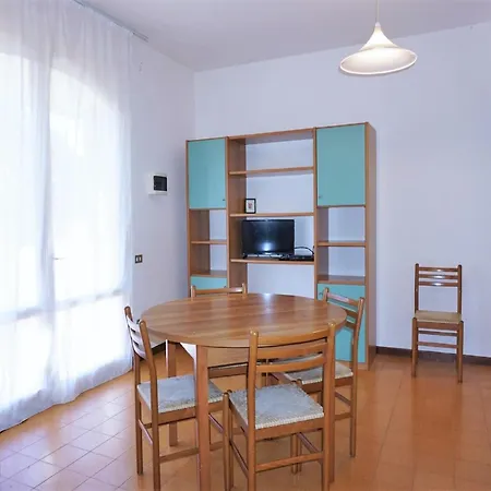 Belvilla By Oyo Spacious With Private Garden Villa